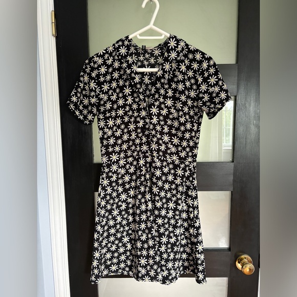 Cute summer dress - Picture 4 of 5